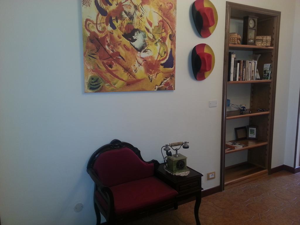 Pietra Preziosa Bed & Breakfast Pietra Ligure Habitación foto